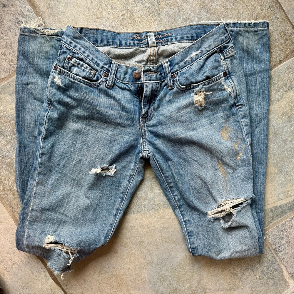 Abercrombie & Fitch Y2K 2000s Blue Distressed Vintage Boyfriend Jeans Mid Wash 2